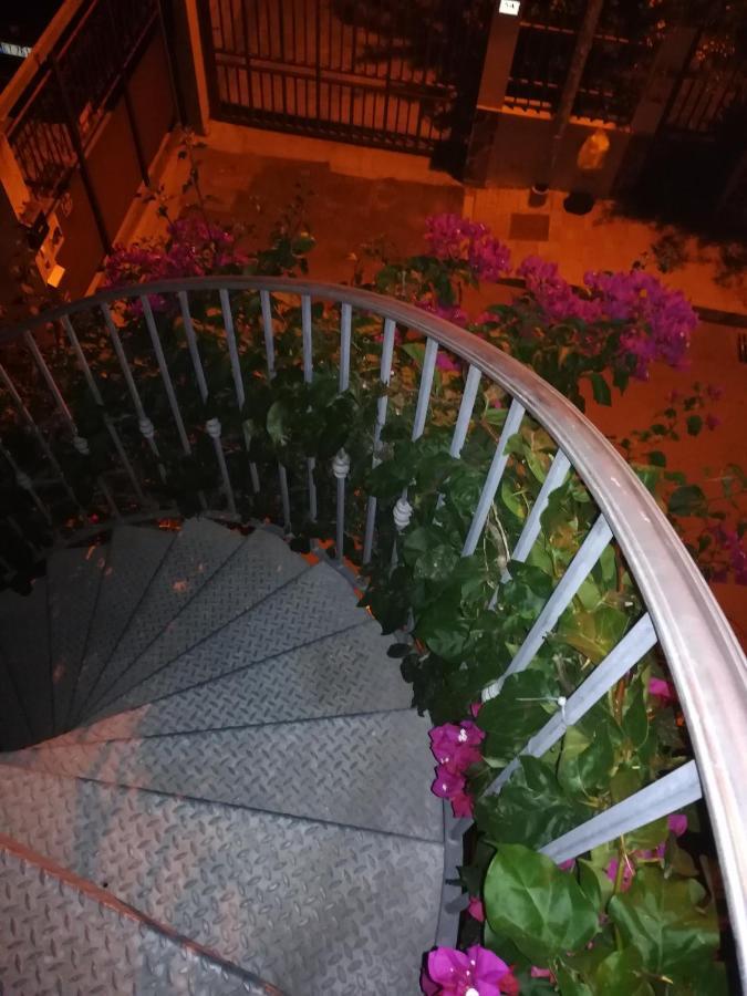 Soggiornare A Cagliari Apartment ภายนอก รูปภาพ